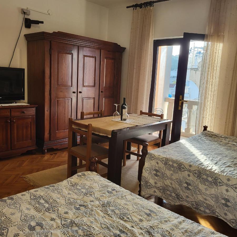 Studio Apartman Meljine Luaran gambar