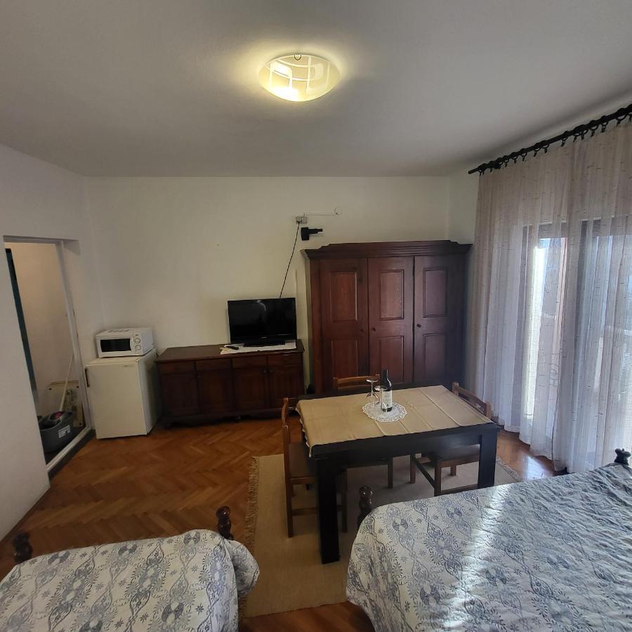 Studio Apartman Meljine Luaran gambar